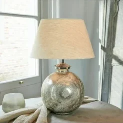 LOBERON Tischlampe Villanueva Antiksilber/leinen Antiksilber/leinen 10 LOBERON Tischlampe Villanueva Antiksilber/leinen Antiksilber/leinen -LAURA Innenleuchten & WeinVerkaufsladen unnamed file 579